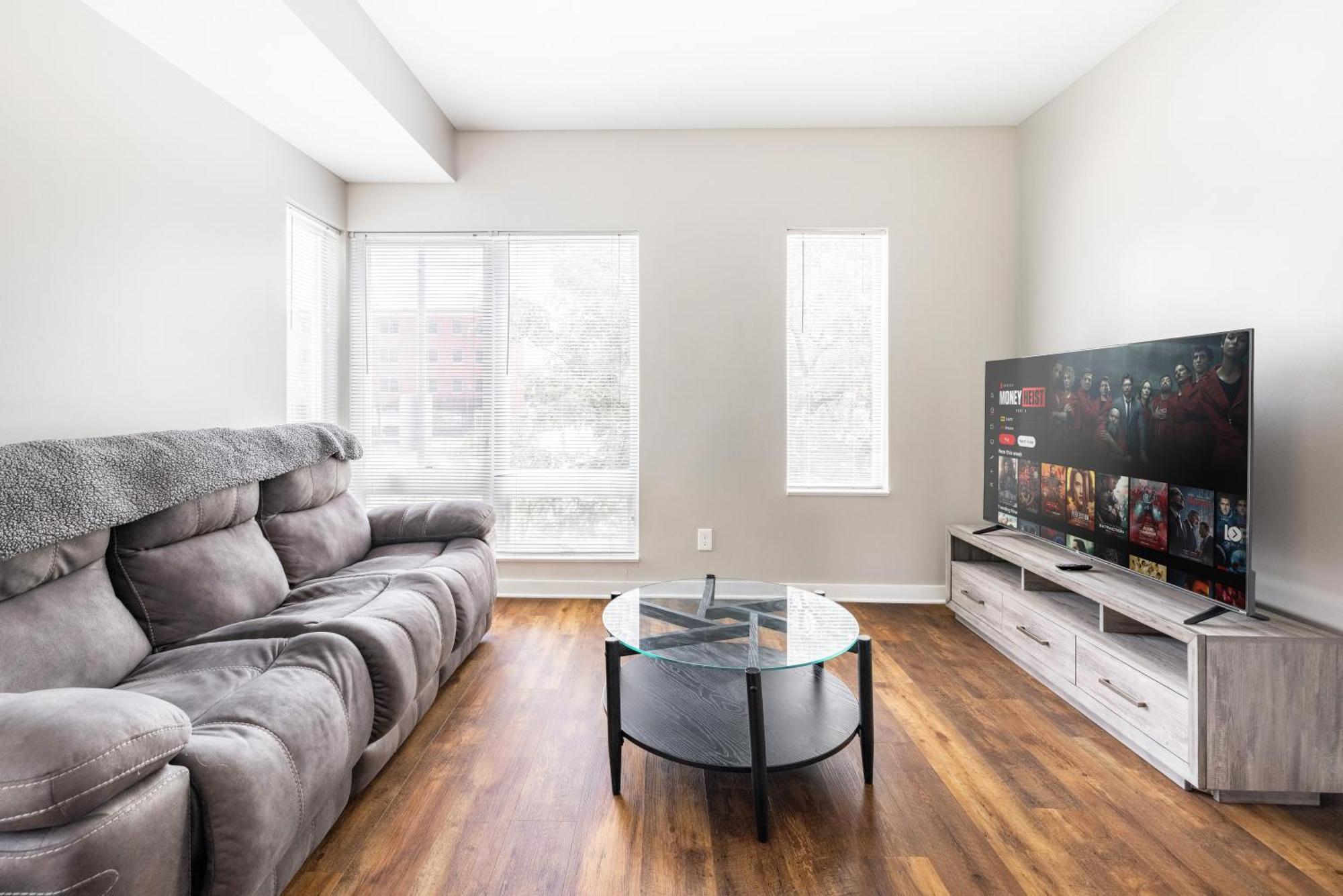 Luxury Downtown Townhome Unit 14 Cleveland Exterior photo