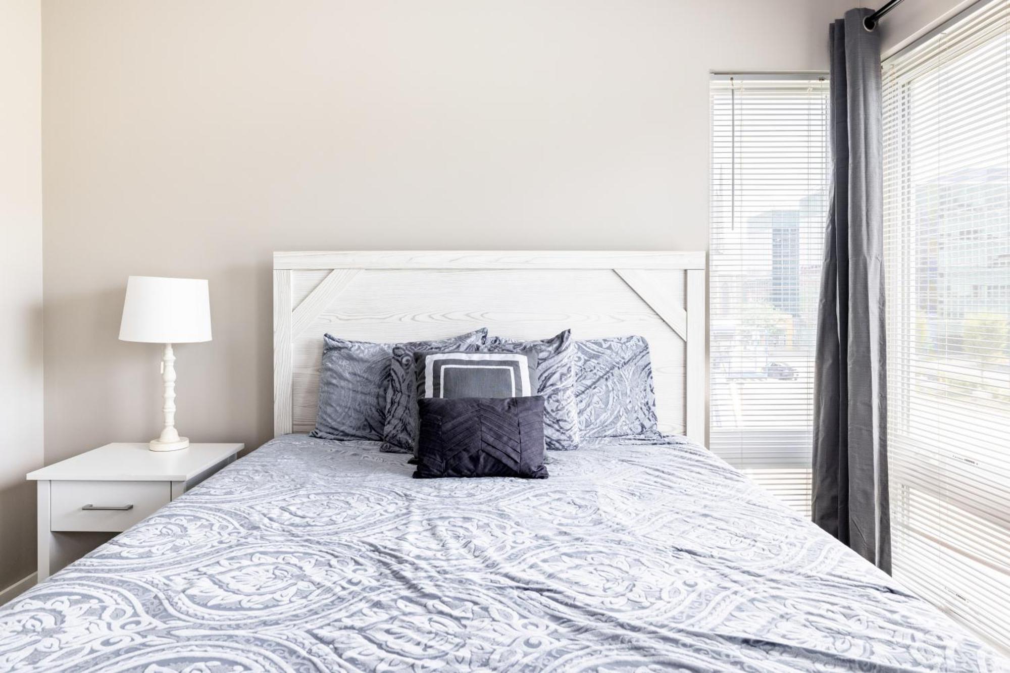 Luxury Downtown Townhome Unit 14 Cleveland Exterior photo