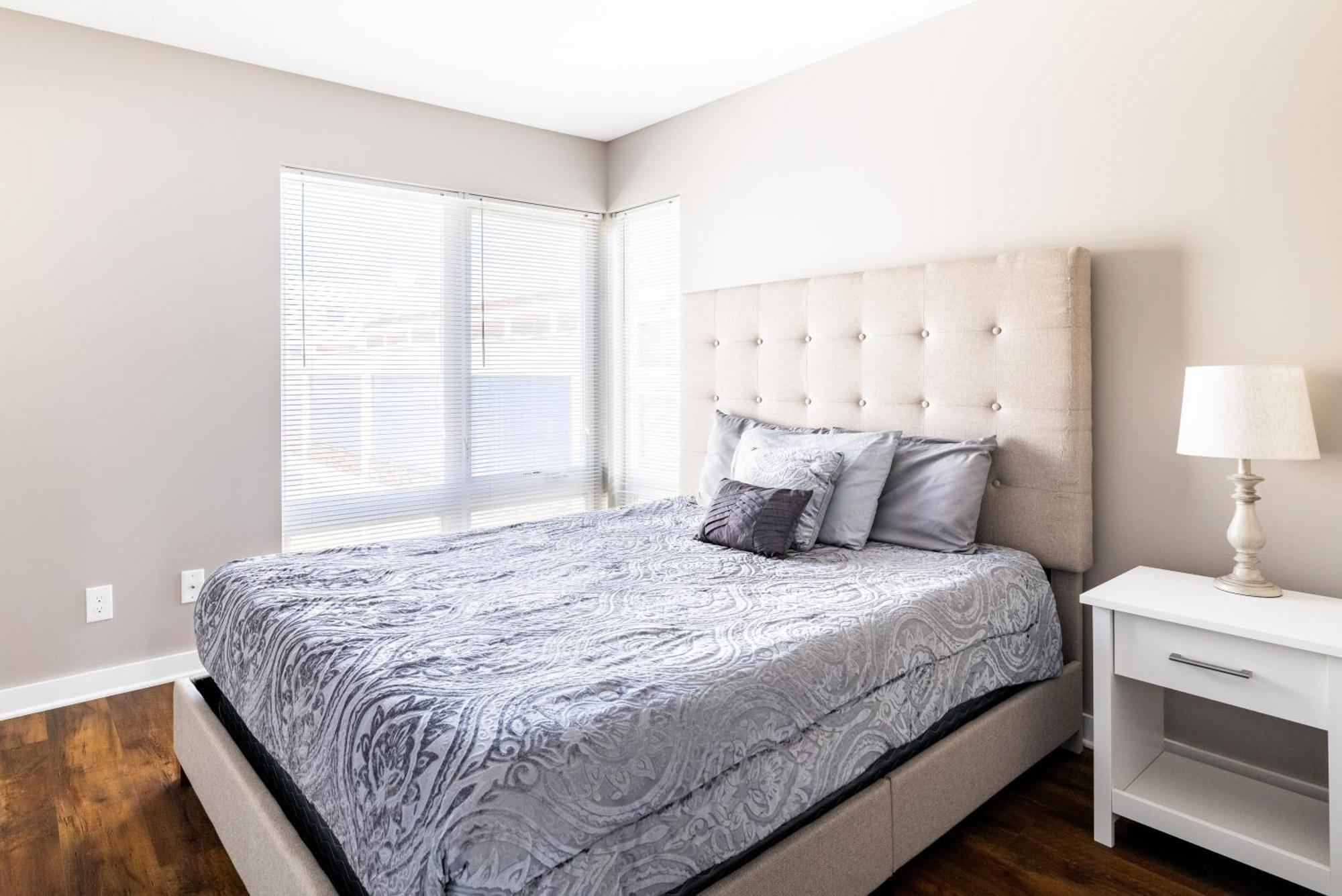 Luxury Downtown Townhome Unit 14 Cleveland Exterior photo